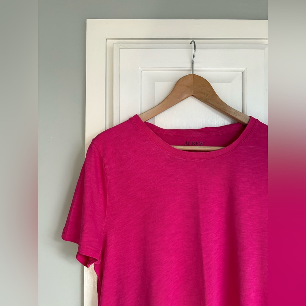 J. Crew || Vintage Jersey Classic Fit Crewneck in Pink